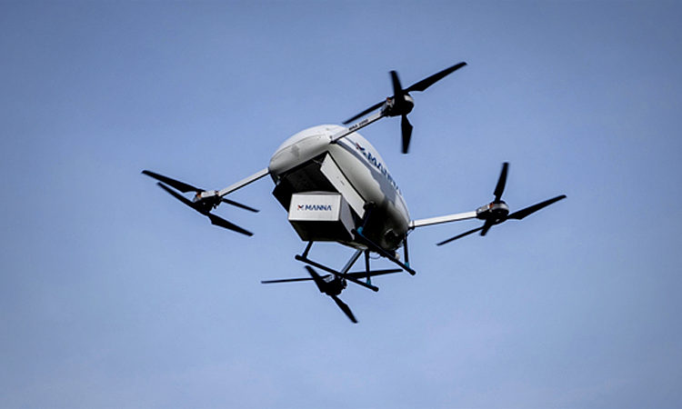 (VIDEO) En Irlanda una empresa usa drones para entregar medicinas, pan y leche a ancianos a sus casas