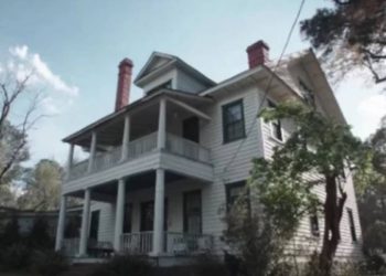 Streaming desde la casa de “El Conjuro” busca captar espíritus