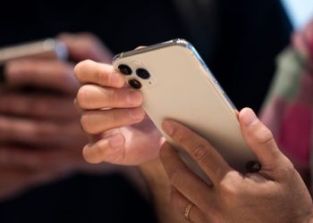 ‘Hackers’ publican una aplicación que permite hacer «jailbreak» al sistema operativo del iPhone