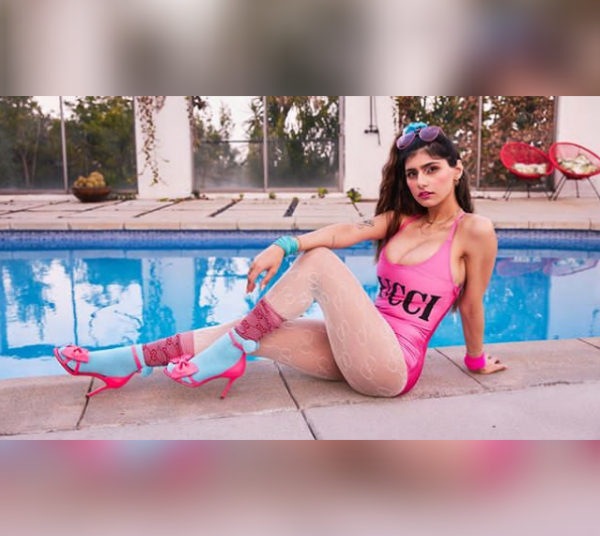Así vive la cuarentena la exactriz porno Mia Khalifa