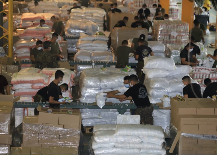 Gobierno repartirá paquetes alimenticios casa por casa a partir del domingo