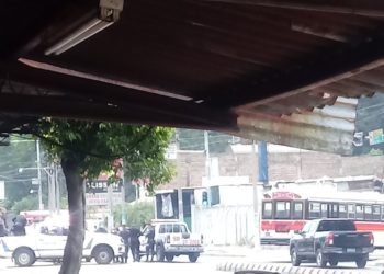 Daños materiales deja accidente de transito entre dos patrullas de la PNC en San Salvador