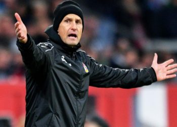 Un técnico no podrá dirigir en el reinicio de la Bundesliga tras romper la cuarentena