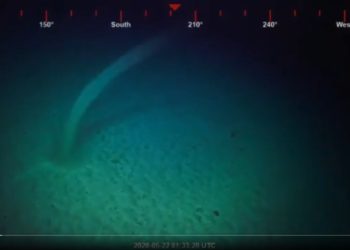 Graban un extraño tornado submarino frente a las costas de Australia