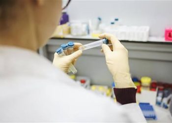 Nestlé dona más de un millón de dólares para investigación de vacuna contra el covid-19