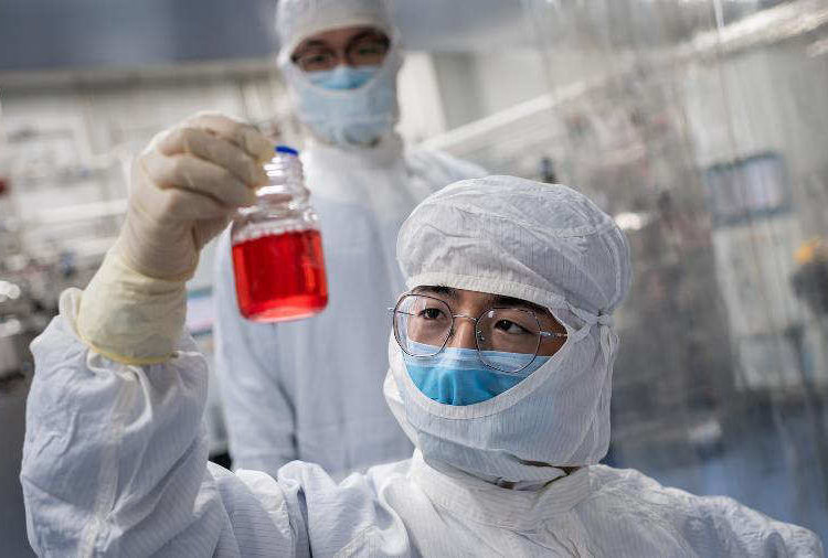 Científicos rusos planean registrar varias vacunas contra el covid-19 en agosto y septiembre