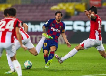 Barcelona sufre pero saca un triunfo de oro sobre Athletic y recupera liderato