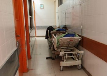 La transmisión en vivo de la muerte de un paciente con coronavirus en Bolivia causa indignación y polémica