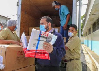 Alabi entrega equipo de bioseguridad a personal de Hospital Psiquiátrico