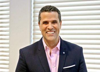 Marco Antonio Regil sin trabajo en Televisa y rechazado en TV Azteca ahora se dedica a esto