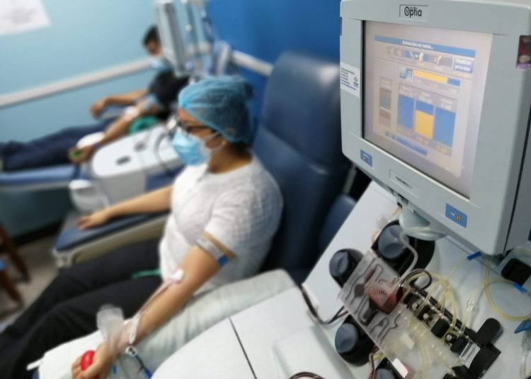 ISSS recibe plasma de pacientes recuperados de covid-19 para tratar a pacientes con esa enfermedad