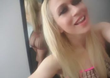 Noelia lanza «Broken» su nuevo sencillo de su autoría