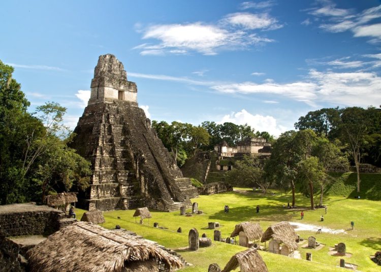 Descubre una posible causa del abandono de la ciudad maya de Tikal en Guatemala