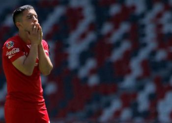 Siete integrantes del Toluca dieron positivo por covid-19