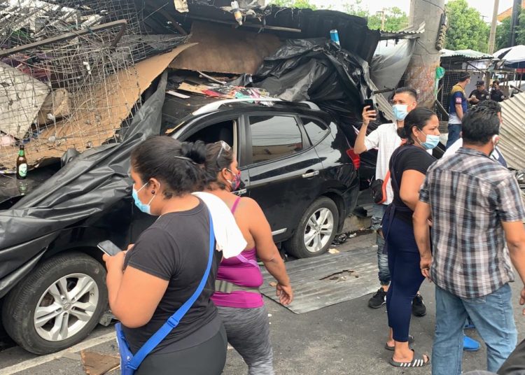 Accidente de tránsito en bulevar del Ejército deja con lesiones a una mujer embarazada