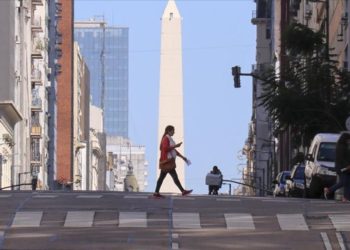 Volvieron a crecer los casos de covid-19 en Argentina: hubo 1,226 contagios en las últimas 24 horas