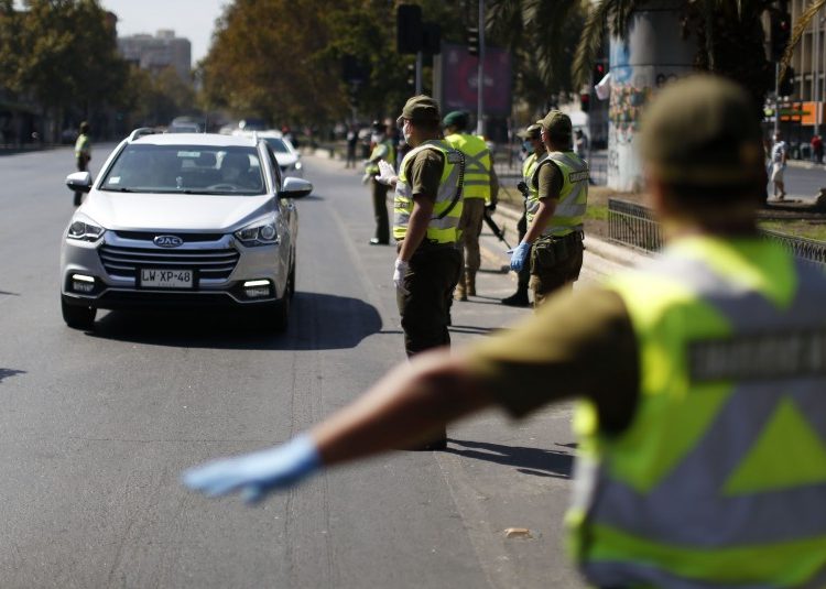 En Chile el Congreso aprobó penas de hasta 5 años de cárcel para quienes violen la cuarentena