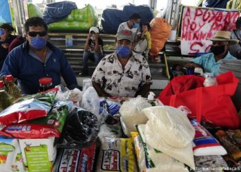 El Banco Mundial alerta que la pandemia puede arrastrar hasta a 100 millones de personas a la pobreza extrema en América Latina