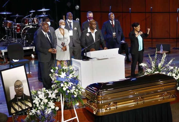 Así fue el primer funeral de George Floyd, el hombre que intensificó la lucha contra el racismo