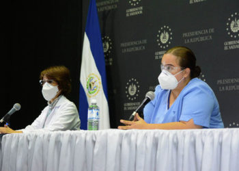 Gobierno asegura se intervino a tiempo en asilo Sara: «pero por supuesto que tendremos fallecidos»