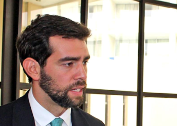 Johnny Wright Sol propone iniciar proceso de antejuicio contra presidente Nayib Bukele
