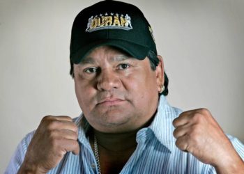 Roberto «Mano de Piedra» Durán da positivo por Covid-19 y está bajo observación