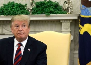 Los Estados electorales clave reprueban manejo de Trump de covid-19 y economía