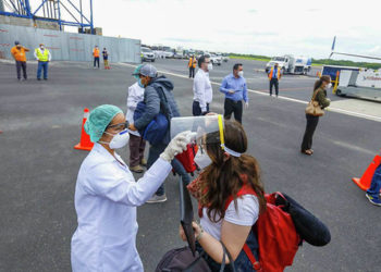 Retornan al país 92 salvadoreños procedentes de Sudamérica