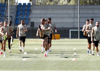 El Real Madrid estará cerca del título de ganar el jueves pero hay problemas internos