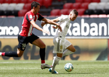 Critican supuesta ayuda arbitral en triunfo del Real Madrid