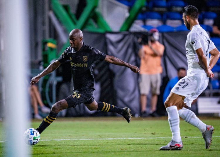 L.A. Galaxy fue humillado, perdió 6 a 2 el clásico y quedó al borde de la eliminación en la MLS