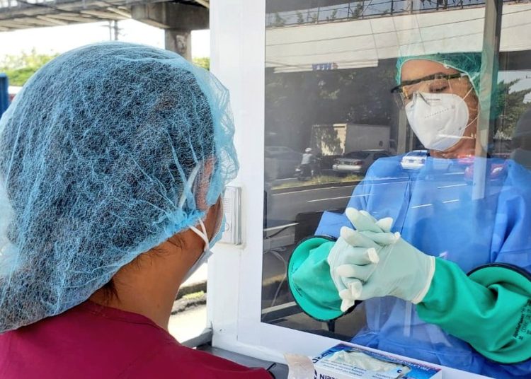 Ministerio de Salud realiza pruebas de covid-19 en Soyapango