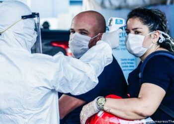 Costa Rica considera nuevos cierres al registrarse repunte de nuevos contagios