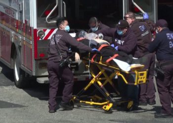 Afroamericanos e hispanos con covid-19 presentan mayor daño pulmonar que las personas blancas