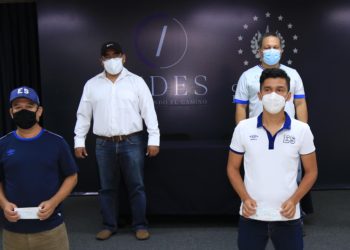 Seleccionados de fútbol playa reciben estímulo correspondiente a julio