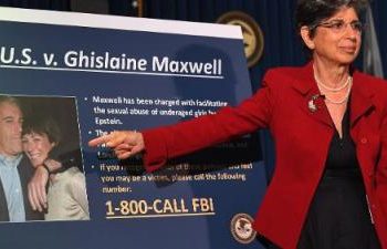 Ghislaine Maxwell participó en orgías «continuas» con menores de edad junto con Jeffrey Epstein