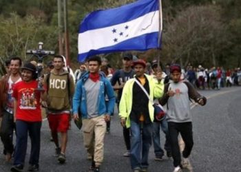 Nueva caravana de migrantes hondureños parte rumbo a Estados Unidos