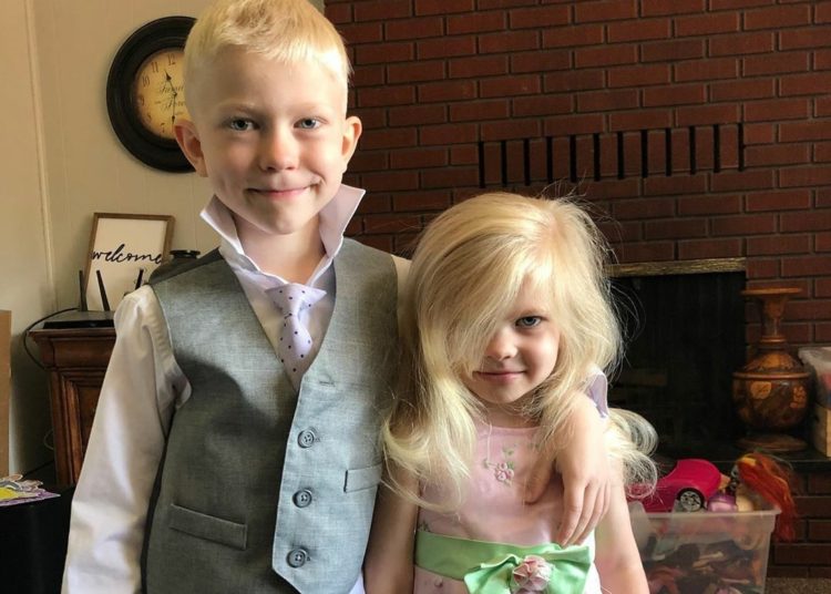 Un niño que salvó a su hermana del ataque de un perro resultó con heridas en el rostro