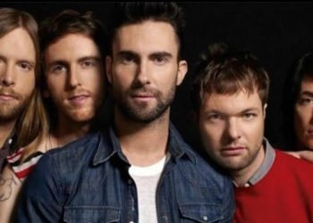 El bajista de Maroon 5 deja la banda y surgen rumores de su separación