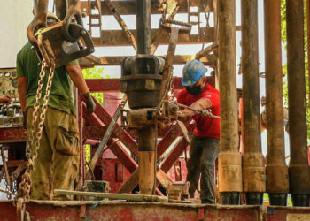 Avanzan trabajos en Tanque T11 para mejorar servicio de agua potable en Santa Tecla