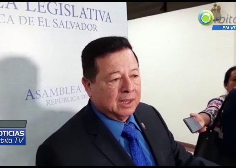 PCN dará los votos a la iniciativa presidencial que pide cuarentena nacional de 15 días