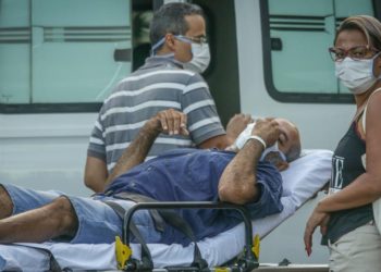 La OMS advierte que en América Latina «llevará tiempo» controlar el covid-19 y que se necesitan «confinamientos localizados»