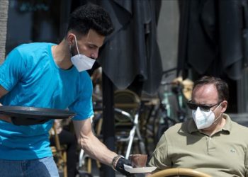 Preocupación en Europa por los rebrotes de coronavirus en España, Francia y el Reino Unido