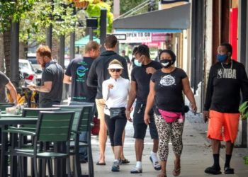 Florida reporta cerca de 11.500 casos de coronavirus, récord de un solo día para el estado