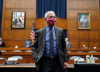 Fauci expresa confianza en vacuna de Moderna para el coronavirus ante panel del Congreso