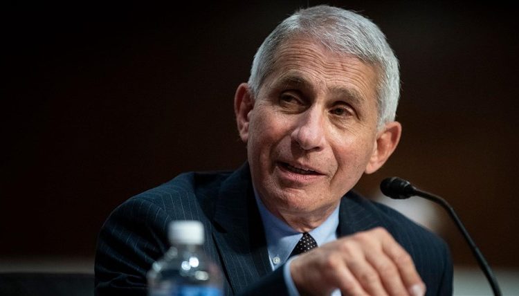 El principal epidemiólogo de EE.UU. dice que se está en «la etapa inicial» de la pandemia y que «empeorará»