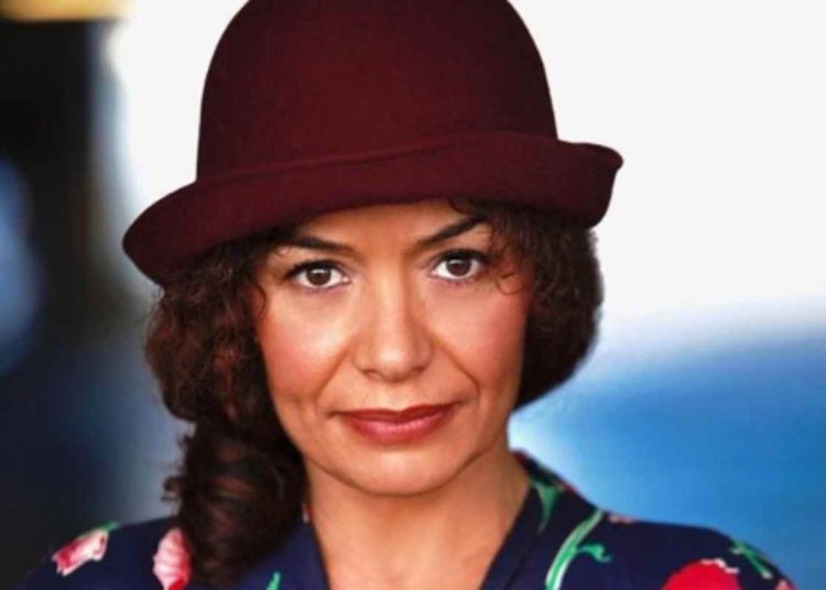 Fallece la actriz de ‘RoboCop 2’, Galyn Gorg, de un «cáncer en todo su cuerpo»