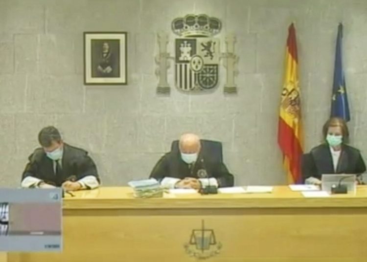 Teniente Yusshy René Mendoza asegura que el expresidente Cristiani supo que se iba a asesinar a los jesuitas