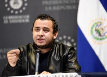 Ninguna persona viajará de pie en transporte colectivo y todos deberán usar mascarilla en la fase 2 de la reapertura económica