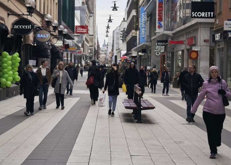 La estrategia de Suecia ante el covid-19 no salvó vidas ni evitó la crisis económica